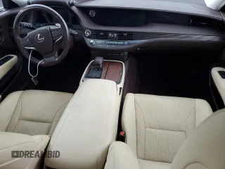2019 Lexus LS with VIN JTHB51FF0K5008938, listed as a Copart auction lot 74080914 with 40,051 mi miles and Non Repairable. Bid and sale history available at carsss.com. Image 8.