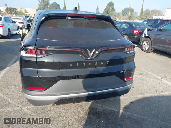 2023 VinFast VF 8 Eco с VIN RLLV1AEB9PH003158, выставлен на аукционе IAAI как лот 41615030 с пробегом 8 711 миль миль и . История ставок и продаж доступна на DreamBid. Изображение 16.