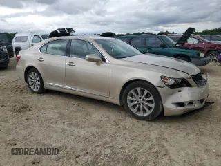2010 Lexus LS 460 z VIN JTHBL1EF3A5097331, wystawiony jako Copart lot #62844135 z przebiegiem Nie podano mil oraz Szkoda całkowita • Salvage title. Historia ofert i sprzedaży dostępna na DreamBid. Obrazek 4.