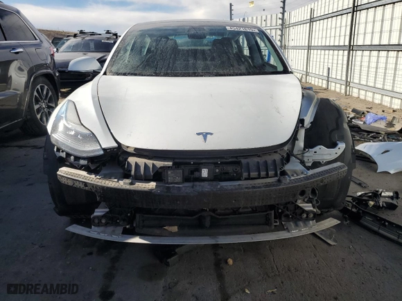 2019 Tesla Model 3 Long Range with VIN 5YJ3E1EB0KF390214, listed as a Copart auction lot 45421615 with 0 mi miles and Salvage Title. Bid and sale history available at carsss.com. Image 5.