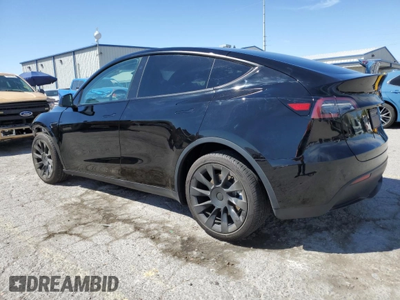 2024 Tesla Model Y Long Range z VIN 7SAYGAEE3RF089122, wystawiony jako Copart lot #52732035 z przebiegiem 15 486 mil mil oraz Szkoda całkowita • Salvage title. Historia ofert i sprzedaży dostępna na DreamBid. Obrazek 2.