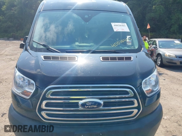 2019 Ford Transit Passenger XL with VIN 1FBAX2CG5KKA77205, listed as a IAAI auction lot 40028485 with 89,924 mi miles and . Bid and sale history available at carsss.com. Image 12.