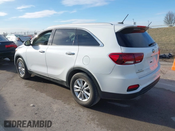 2020 Kia Sorento LX with VIN 5XYPGDA37LG656124, listed as a IAAI auction lot 41695623 with 66,803 mi miles. Bid and sale history available at carsss.com. Image 3.