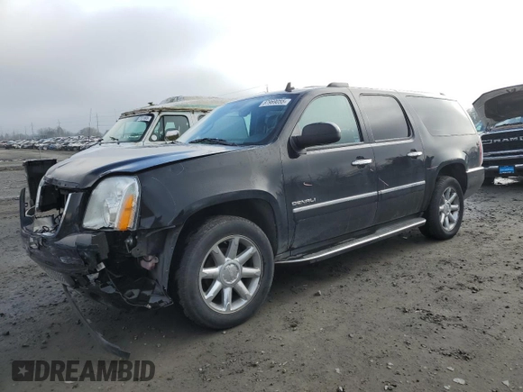 2014 GMC Yukon XL Denali with VIN 1GKS2MEFXER105451, listed as a Copart auction lot 87969055 with 195,639 mi miles and Salvage Title. Bid and sale history available at carsss.com. Image 1.