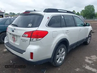 2011 Subaru Outback Limited Power Moon z VIN 4S4BRBKC2B3415559, wystawiony jako IAAI lot #42244683 z przebiegiem 239 280 mil mil oraz . Historia ofert i sprzedaży dostępna na DreamBid. Obrazek 4.