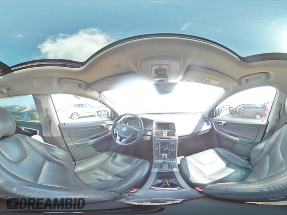 2014 Volvo XC60 R-Design Premier Plus z VIN YV4902DZ1E2543491, wystawiony jako Copart lot #51699955 z przebiegiem 114 688 mil mil oraz Szkoda całkowita • Salvage title. Historia ofert i sprzedaży dostępna na DreamBid. Obrazek 13.