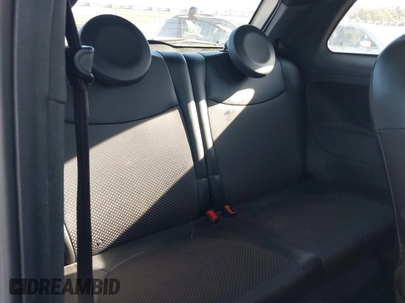 2016 FIAT 500e z VIN 3C3CFFGE7GT155291, wystawiony jako IAAI lot #41840807 z przebiegiem 47 512 mil mil oraz . Historia ofert i sprzedaży dostępna na DreamBid. Obrazek 8.