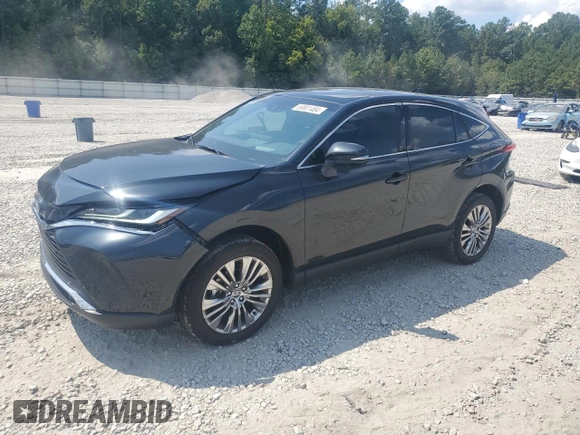 2024 Toyota Venza LE with VIN JTEAAAAH4RJ173020, listed as a Copart auction lot 69901484 with 10,222 mi miles and Salvage Title. Bid and sale history available at carsss.com. Image 1.