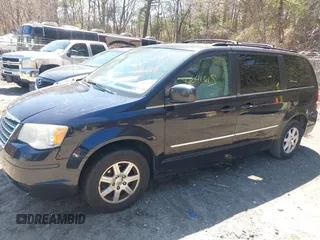 2010 Chrysler Town & Country Touring with VIN 2A4RR5DX1AR267330, listed as a IAAI auction lot 42041615 with 179,171 mi miles. Bid and sale history available at carsss.com. Image 2.