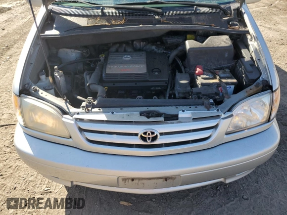 2003 Toyota Sienna LE with VIN 4T3ZF13C33U552593, listed as a Copart auction lot 77281524 with 177,659 mi miles and Clean Title. Bid and sale history available at carsss.com. Image 12.