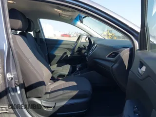 2018 Hyundai Accent SE z VIN 3KPC24A37JE015594, wystawiony jako IAAI lot #41700013 z przebiegiem 78 478 mil mil oraz . Historia ofert i sprzedaży dostępna na DreamBid. Obrazek 5.