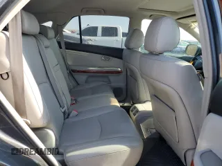 2005 Lexus RX 330 z VIN 2T2HA31U75C070140, wystawiony jako Copart lot #62336355 z przebiegiem 176 357 mil mil oraz Czysty tytuł • Clean title. Historia ofert i sprzedaży dostępna na DreamBid. Obrazek 10.