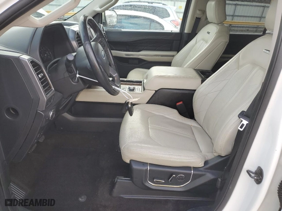 2020 Ford Expedition Max Platinum with VIN 1FMJK1MT3LEA72287, listed as a Copart auction lot 86627484 with 73,880 mi miles and Clean Title. Bid and sale history available at carsss.com. Image 7.