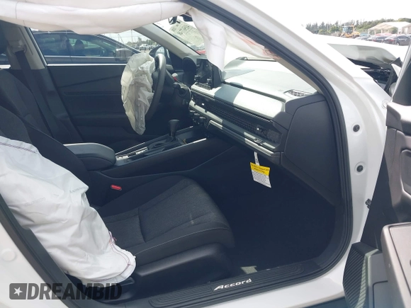 2024 Honda Accord EX с VIN 1HGCY1F37RA086803, выставлен на аукционе IAAI как лот 41507748 с пробегом 6 308 миль миль и . История ставок и продаж доступна на DreamBid. Изображение 5.