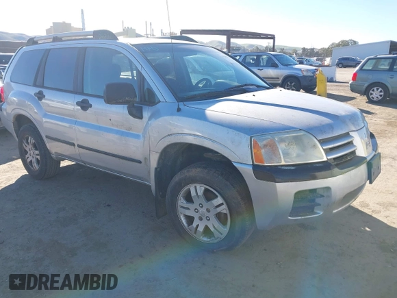 2004 Mitsubishi Endeavor LS with VIN 4A4MM21S34E004661, listed as a IAAI auction lot 41283069 with 255,650 mi miles. Bid and sale history available at carsss.com. Image 1.