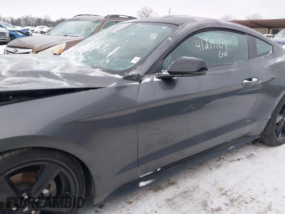 2022 Ford Mustang EcoBoost with VIN 1FA6P8TH5N5107387, listed as a IAAI auction lot 41271109 with 32,816 mi miles. Bid and sale history available at carsss.com. Image 14.