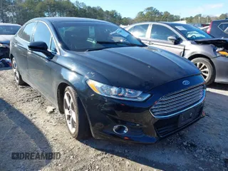 2016 Ford Fusion S with VIN 3FA6P0G74GR261768, listed as a IAAI auction lot 41260069 with 91,840 mi miles. Bid and sale history available at carsss.com. Image 1.