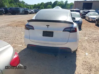 2021 Tesla Model Y Long Range z VIN 5YJYGDEE0MF204377, wystawiony jako IAAI lot #42139838 z przebiegiem Nie podano mil oraz . Historia ofert i sprzedaży dostępna na DreamBid. Obrazek 15.
