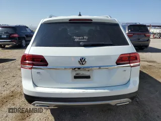 2018 Volkswagen Atlas SE with VIN 1V2CR2CA6JC575771, listed as a Copart auction lot 60574805 with 108,433 mi miles and Salvage title. Bid and sale history available at DreamBid. Image 6.
