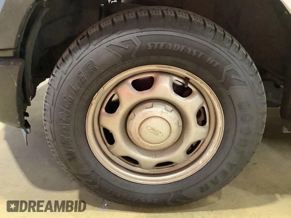 2015 Ford F-150 XL с VIN 1FTEX1CP1FKF08782, выставлен на аукционе IAAI как лот 42643080 с пробегом 201 869 миль миль и . История ставок и продаж доступна на DreamBid. Изображение 33.