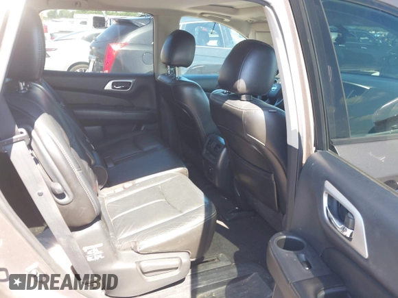 2014 Nissan Pathfinder Platinum z VIN 5N1AR2MN6EC617030, wystawiony jako IAAI lot #42449714 z przebiegiem 107 371 mil mil oraz . Historia ofert i sprzedaży dostępna na DreamBid. Obrazek 8.