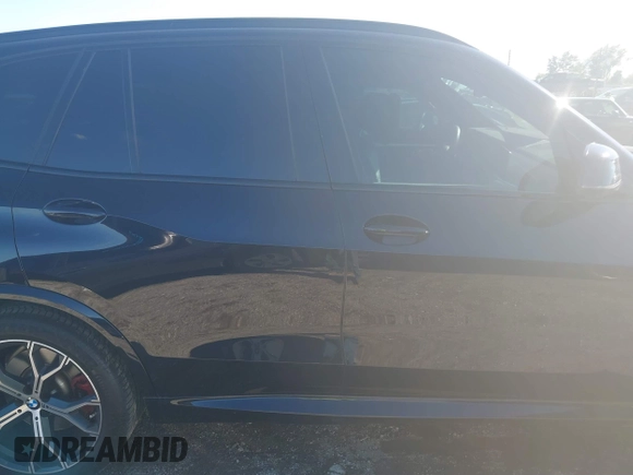 2021 BMW X5 M50i with VIN 5UXJU4C08M9G07925, listed as a IAAI auction lot 40439065 with 20,972 mi miles. Bid and sale history available at carsss.com. Image 14.
