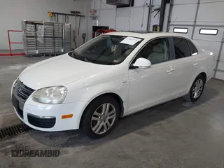 2007 Volkswagen Jetta Wolfsburg Edition with VIN 3VWEF71K57M183834, listed as a IAAI auction lot 42642370 with 201,697 mi miles and . Bid and sale history available at DreamBid. Image 2.