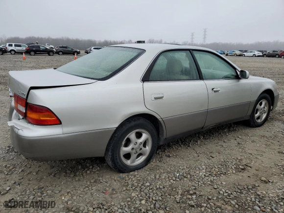 1997 Lexus ES 300 Luxury Sport Sdn with VIN JT8BF22G2V0054614, listed as a Copart auction lot 43052425 with 270,967 mi miles and Salvage Title. Bid and sale history available at carsss.com. Image 3.
