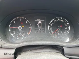 2015 Volkswagen Passat SE z VIN 1VWBV7A39FC010655, wystawiony jako Copart lot #59457165 z przebiegiem 270 971 mil mil oraz Szkoda całkowita • Salvage title. Historia ofert i sprzedaży dostępna na DreamBid. Obrazek 9.