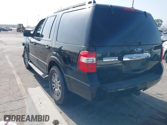 2012 Ford Expedition XLT with VIN 1FMJU1H59CEF00563, listed as a IAAI auction lot 42550959 with 120,855 mi miles and . Bid and sale history available at DreamBid. Image 3.