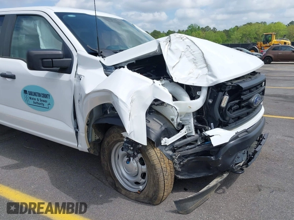 2023 Ford F-150 XL with VIN 1FTFX1E85PKF31252, listed as a IAAI auction lot 41948661 with 18,076 mi miles and . Bid and sale history available at DreamBid. Image 17.