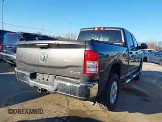 2022 Ram 2500 Big Horn with VIN 3C6UR5DL7NG117836, listed as a IAAI auction lot 41750810 with 41,893 mi miles. Bid and sale history available at carsss.com. Image 4.