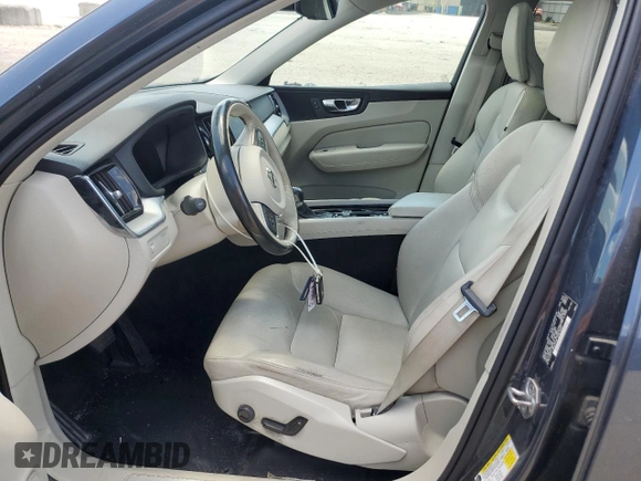 2020 Volvo XC60 Momentum with VIN YV4A22RK3L1494087, listed as a Copart auction lot 61652465 with 78,045 mi miles and Clean title. Bid and sale history available at DreamBid. Image 7.