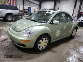 2009 Volkswagen New Beetle Coupe S with VIN 3VWRG31C29M505235, listed as a Copart auction lot 81246414 with 80,888 mi miles and Salvage Title. Bid and sale history available at carsss.com. Image 1.