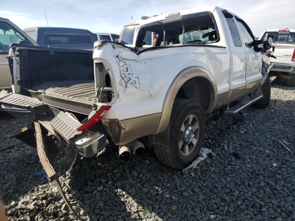 2014 Ford Super Duty F-250 SRW XLT with VIN 1FT7X2BT2EEB63711, listed as a Copart auction lot 73415574 with 381,739 mi miles and Non Repairable. Bid and sale history available at carsss.com. Image 3.