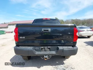 2017 Toyota Tundra SR с VIN 5TFUM5F13HX070078, выставлен на аукционе IAAI как лот 42050673 с пробегом 71 522 миль миль и . История ставок и продаж доступна на DreamBid. Изображение 17.