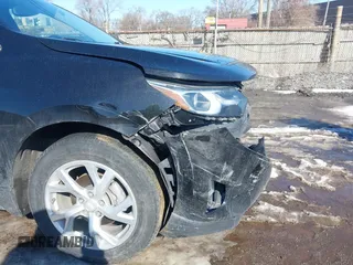 2018 Chevrolet Equinox Premier with VIN 2GNAXMEV3J6308064, listed as a IAAI auction lot 41652617 with 86,043 mi miles. Bid and sale history available at carsss.com. Image 6.