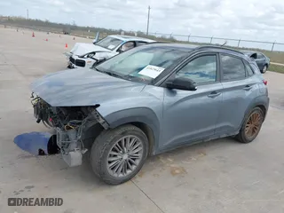 2018 Hyundai Kona SEL with VIN KM8K22AA7JU107493, listed as a IAAI auction lot 41823643 with 137,659 mi miles. Bid and sale history available at carsss.com. Image 2.