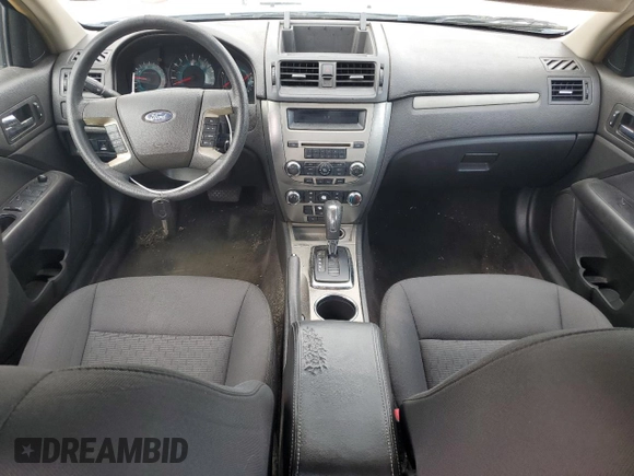 2010 Ford Fusion SE z VIN 3FAHP0HA2AR208559, wystawiony jako Copart lot #64288565 z przebiegiem 186 231 mil mil oraz Czysty tytuł • Clean title. Historia ofert i sprzedaży dostępna na DreamBid. Obrazek 8.