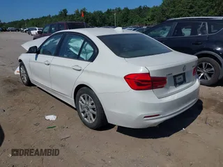 2016 BMW 3 Series 320i xDrive с VIN WBA8E5G59GNT94515, выставлен на аукционе IAAI как лот 42548876 с пробегом 72 804 миль миль и . История ставок и продаж доступна на DreamBid. Изображение 3.