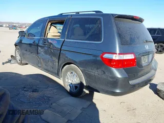 2005 Honda Odyssey EX with VIN 5FNRL38455B401141, listed as a IAAI auction lot 41407460 with 194,347 mi miles. Bid and sale history available at carsss.com. Image 3.
