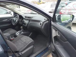 2016 Nissan Rogue SV with VIN KNMAT2MV4GP673663, listed as a IAAI auction lot 42028823 with 126,772 mi miles. Bid and sale history available at carsss.com. Image 5.