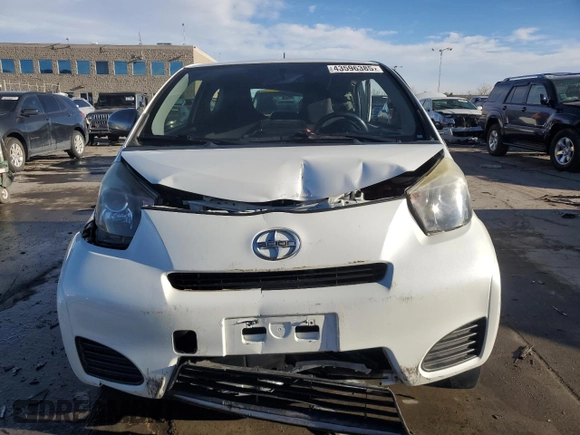 2014 Scion iQ with VIN JTNJJXB01EJ026837, listed as a Copart auction lot 43596385 with 52,826 mi miles and Salvage title. Bid and sale history available at DreamBid. Image 5.