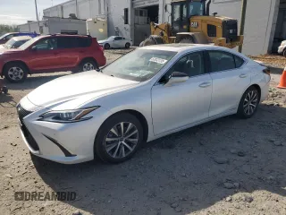 2021 Lexus ES 300h z VIN 58ADA1C1XMU012782, wystawiony jako Copart lot #53933135 z przebiegiem 52 009 mil mil oraz Szkoda całkowita • Salvage title. Historia ofert i sprzedaży dostępna na DreamBid. Obrazek 1.