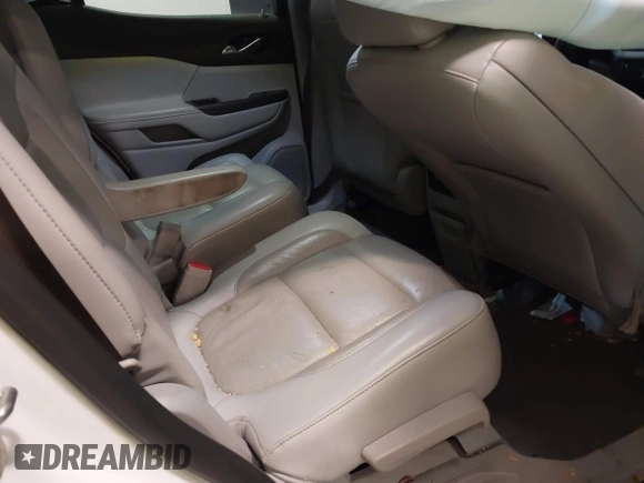 2019 GMC Acadia SLT with VIN 1GKKNMLS4KZ216872, listed as a IAAI auction lot 41269375 with 110,473 mi miles. Bid and sale history available at carsss.com. Image 8.