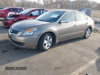 2007 Nissan Altima 2.5 S with VIN 1N4AL21E07C129405, listed as a IAAI auction lot 41883830 with 169,938 mi miles. Bid and sale history available at carsss.com. Image 18.
