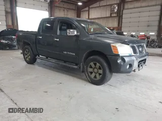 2005 Nissan Titan LE z VIN 1N6AA07B55N500154, wystawiony jako IAAI lot #42455068 z przebiegiem 147 180 mil mil oraz . Historia ofert i sprzedaży dostępna na DreamBid. Obrazek 1.