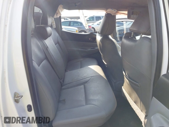 2015 Toyota Tacoma with VIN 3TMMU4FN5FM073323, listed as a IAAI auction lot 41800476 with 132,250 mi miles and . Bid and sale history available at DreamBid. Image 8.