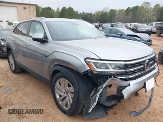2020 Volkswagen Atlas SE z VIN 1V26C2CA5LC206661, wystawiony jako IAAI lot #41945822 z przebiegiem 43 297 mil mil oraz . Historia ofert i sprzedaży dostępna na DreamBid. Obrazek 1.