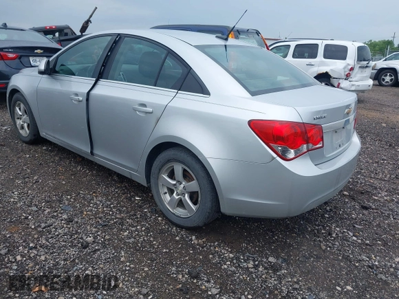 2014 Chevrolet Cruze 1LT with VIN 1G1PC5SB4E7153697, listed as a IAAI auction lot 42682055 with 273,905 mi miles and . Bid and sale history available at DreamBid. Image 3.